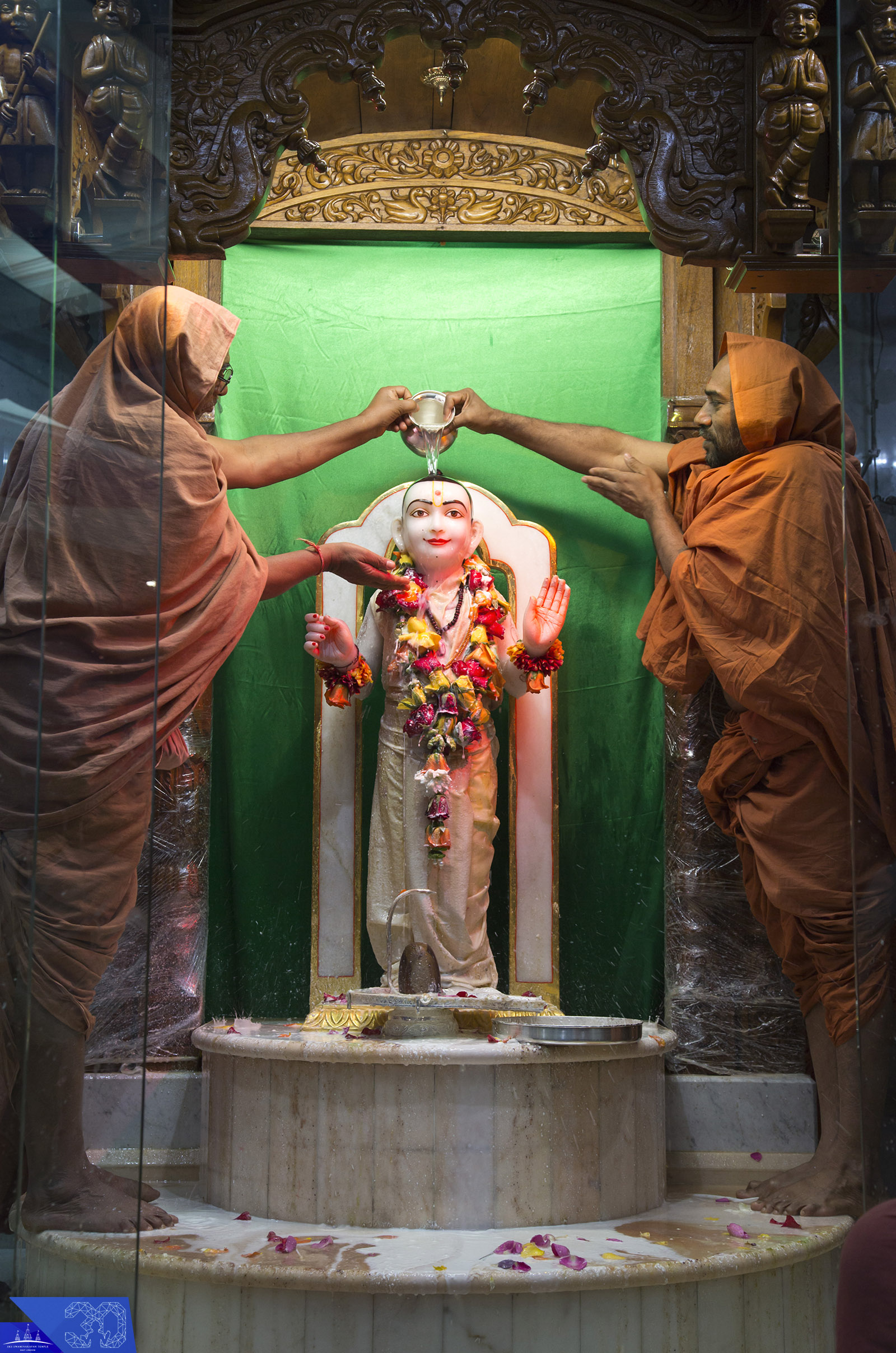 65 copy - ©1987-2017 SKS Swaminarayan Temple East London